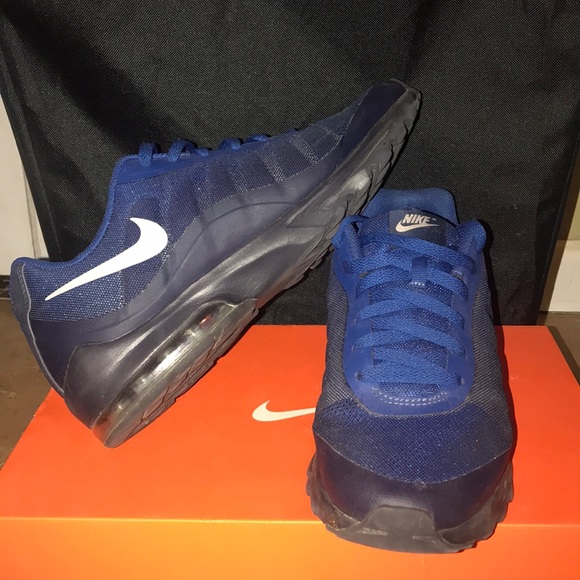 Barely wear them - Picture 1 of 1